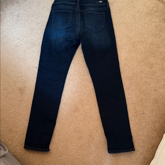 Kut from the Kloth Stevie Straight Leg Jeans - Picture 6 of 11
